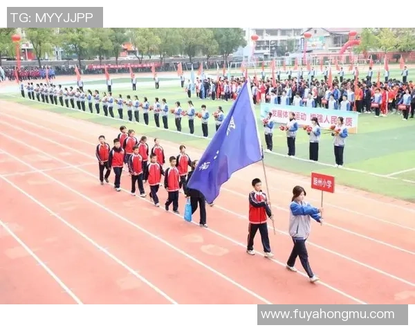 激情燃动绿茵赛场展现拼搏精神凝聚团队力量谱写青春华章
