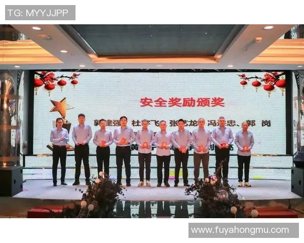 聚焦世界足球明星成长之路与夺冠荣耀时刻全景深度解析纪实呈现录